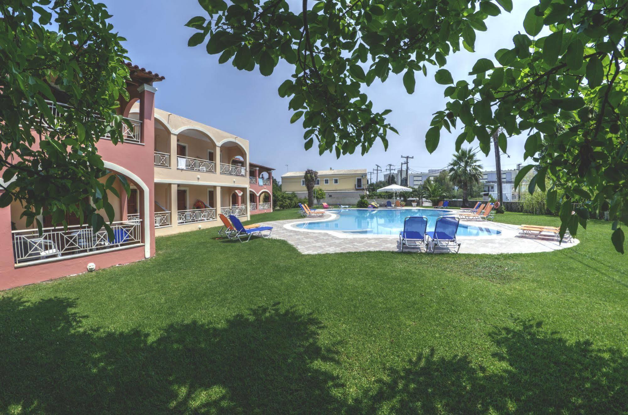 Aronda Apartments Дасія Екстер'єр фото