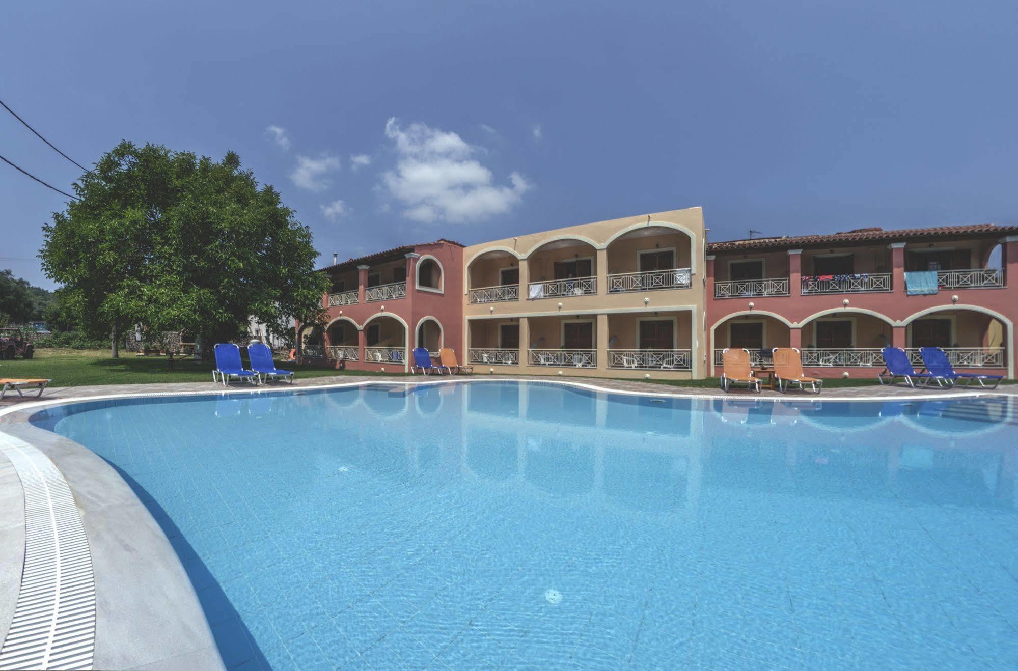 Aronda Apartments Дасія Екстер'єр фото
