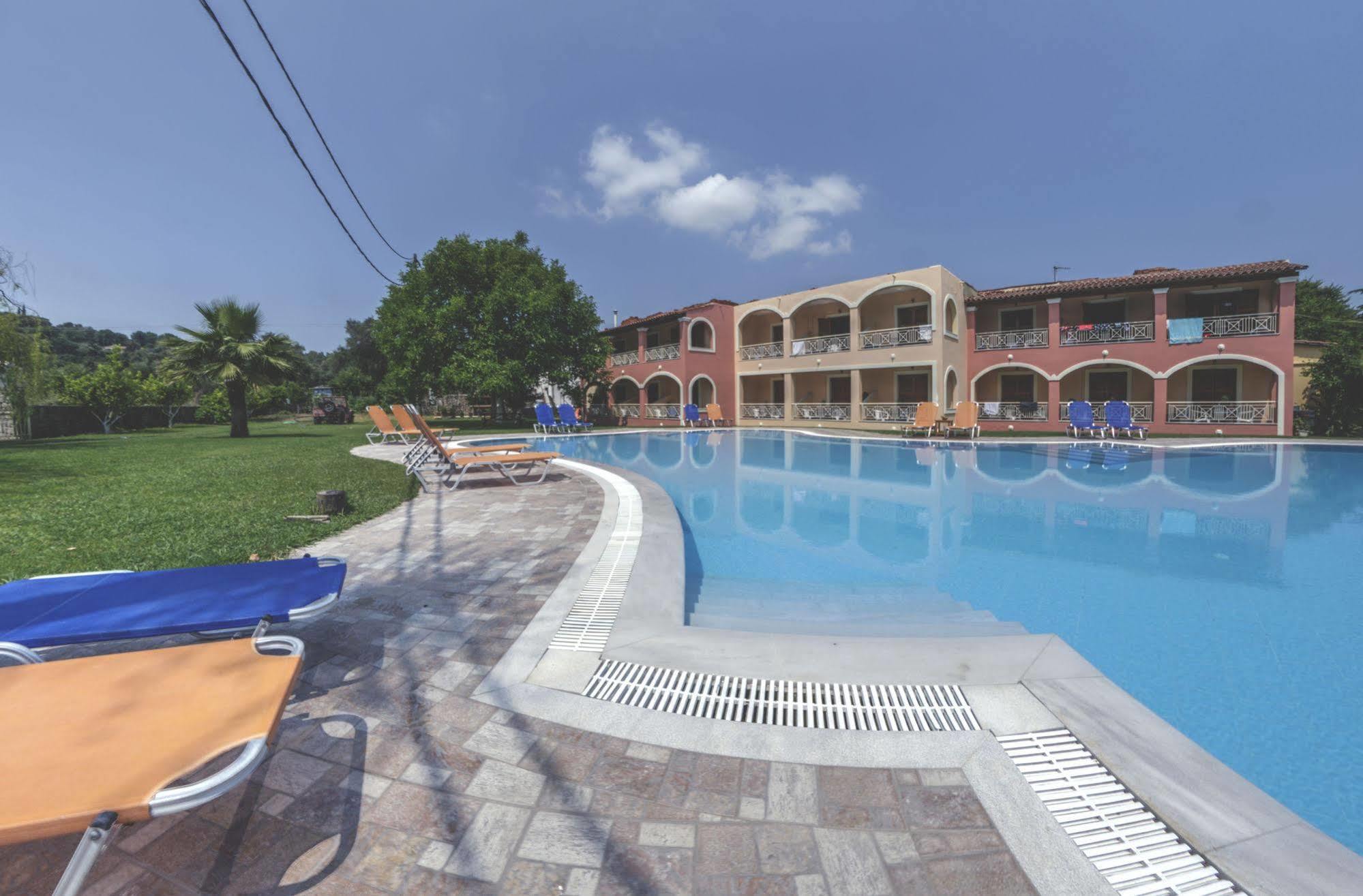 Aronda Apartments Дасія Екстер'єр фото